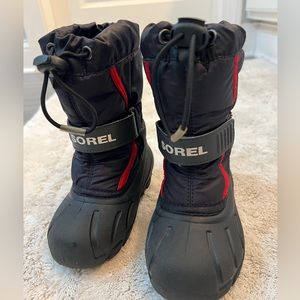 Sorel Snow boots 9 toddler